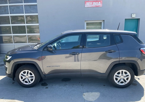 Jeep Compass cena 62900 przebieg: 85000, rok produkcji 2017 z Miejska Górka małe 277